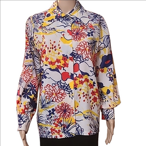 Vintage Floral Blouse with Daggard Collar